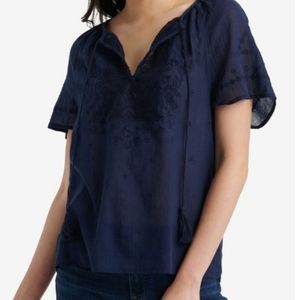 NWT Lucky Brand Small V neck